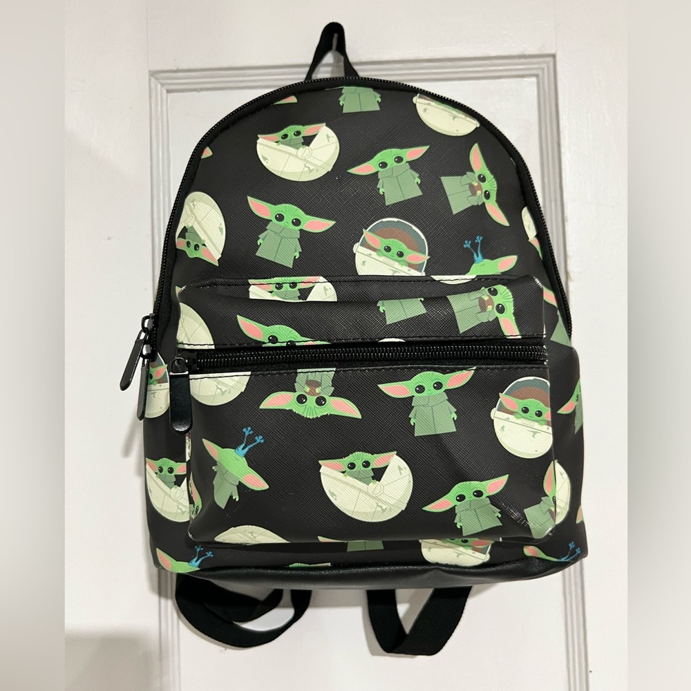 Bioworld Star Wars Mandalorian The Child Baby Yoda Mini Backpack